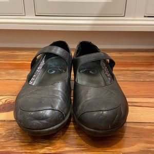 Dansko mary jane leather shoes